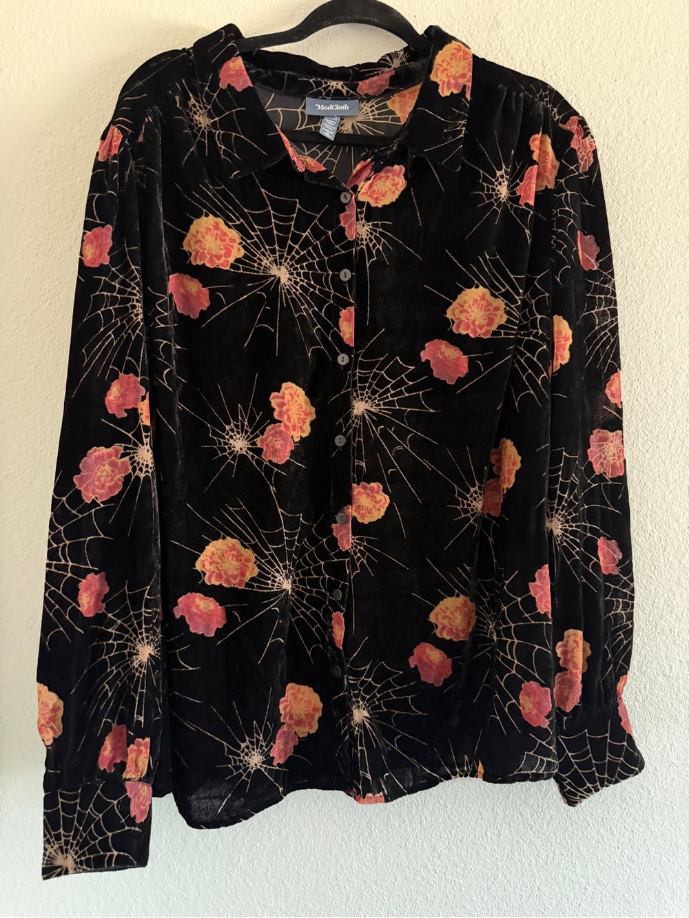ModCloth Women's Velvet Burnout Button-Up Top Blouse Goth Whimsigoth